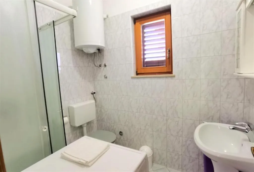 Kiwi 2 Apartment Medulin Croatia