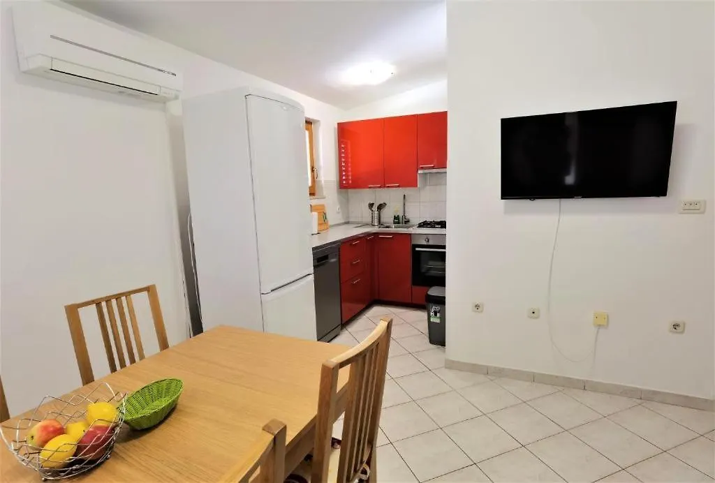 Kiwi 2 Apartment Medulin Croatia